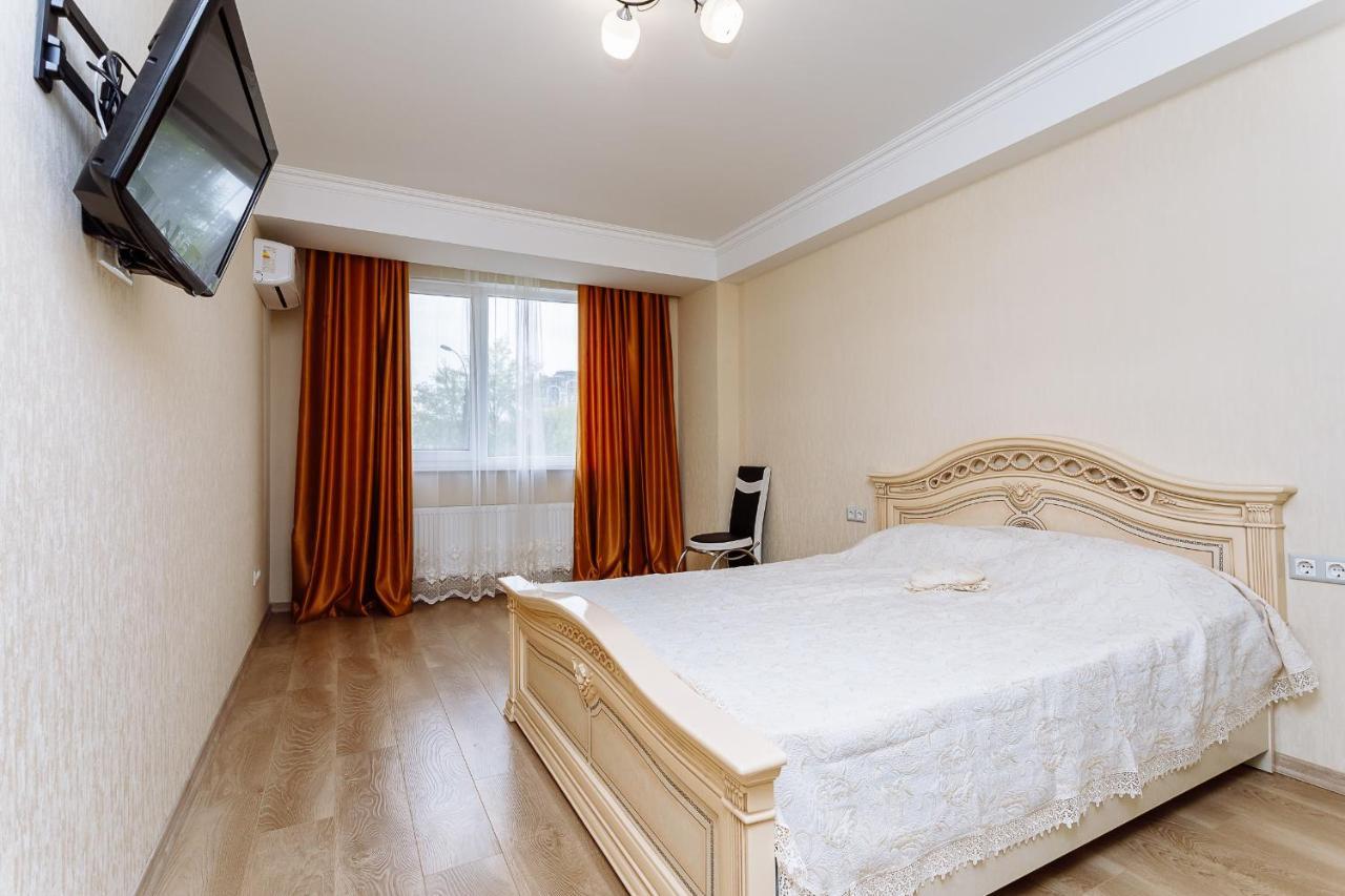 Apartament Confortabil In Centrul Orasului! Kischinau Exterior foto